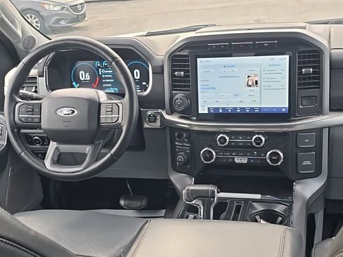 Used 2023 Ford F150 Lariat w/ Max Trailer Tow Package image 27