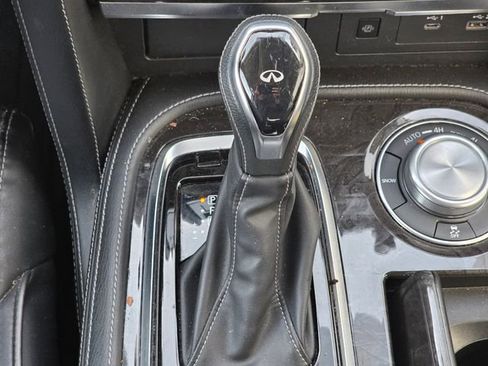 Used 2024 INFINITI QX80 Luxe image 19