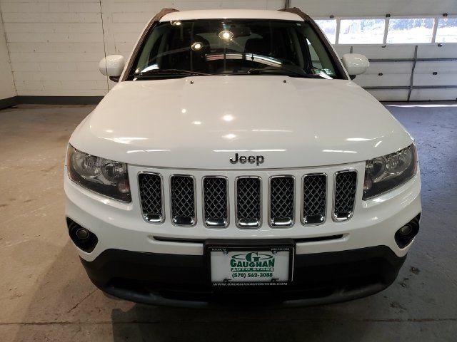 Used 2016 Jeep Compass Latitude AWD/4WD image 10
