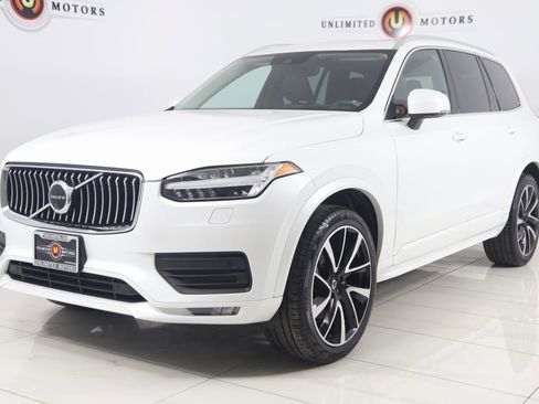 Used 2020 Volvo XC90 T6 Momentum w/ Protection Package Premier image 5