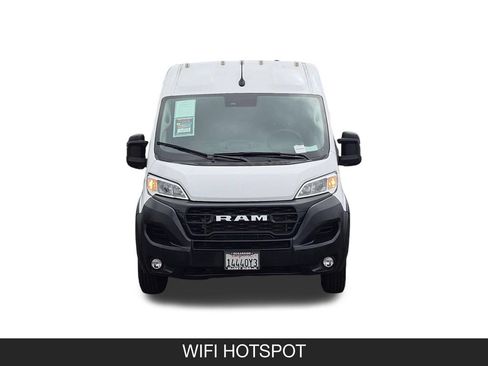 Used 2025 RAM ProMaster 2500 w/ Convenience Group FWD image 4