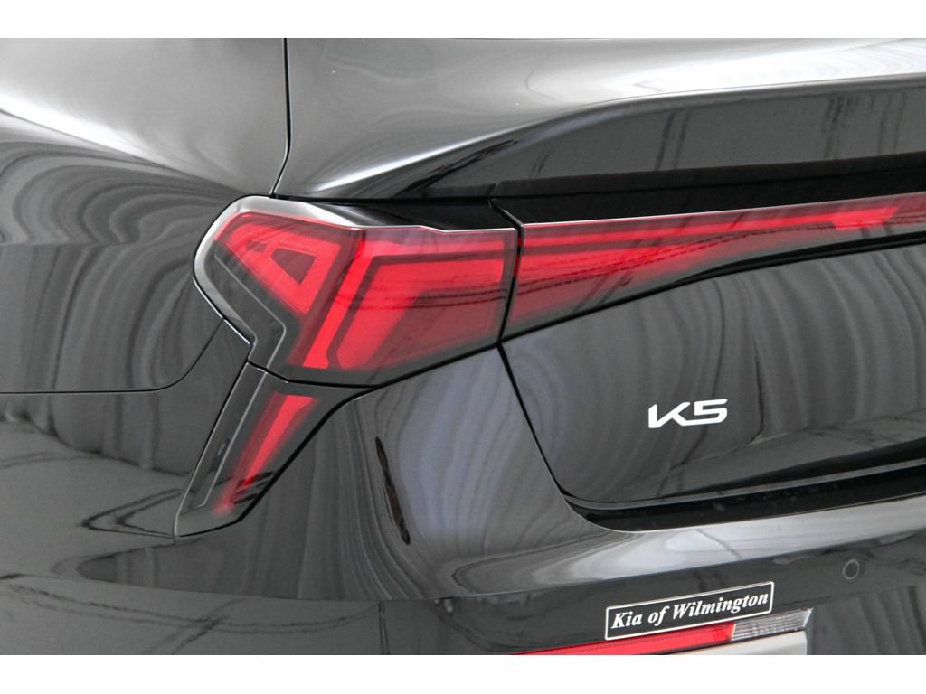 New 2026 Kia K5 LXS FWD image 10