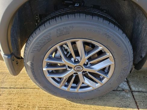 Used 2026 Nissan Rogue S image 46