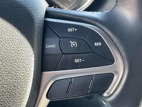 Certified 2020 Jeep Grand Cherokee Limited AWD/4WD image 33