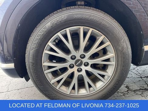 Used 2024 Genesis GV80 2.5T image 32