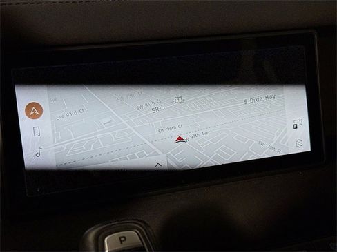 Certified 2022 Land Rover Defender 110 SE image 16