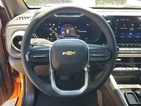 New 2025 Chevrolet Colorado LT image 17