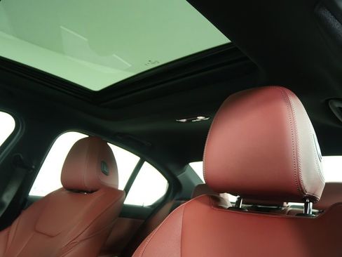 Certified 2025 BMW 330i Sedan image 12