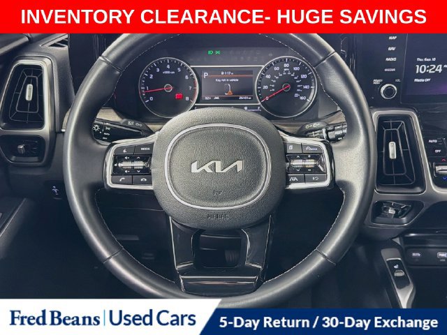Used 2023 Kia Sorento S AWD/4WD image 16
