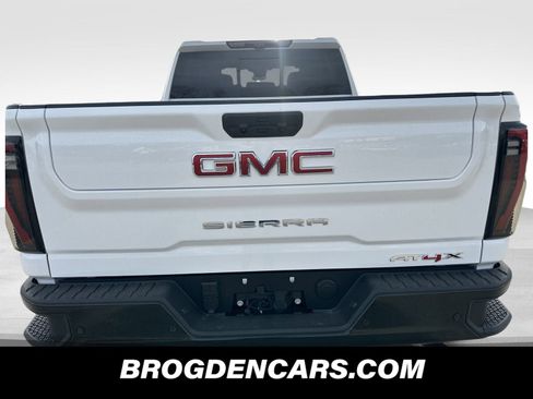 New 2026 GMC Sierra 2500 AT4X image 7