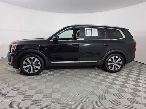 Used 2022 Kia Telluride EX w/ EX Premium Package image 5