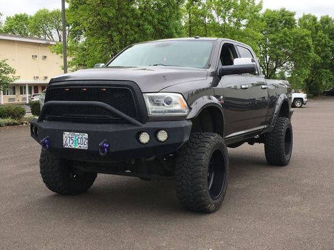 Used 2014 RAM 3500 Laramie w/ Convenience Group AWD/4WD image 1