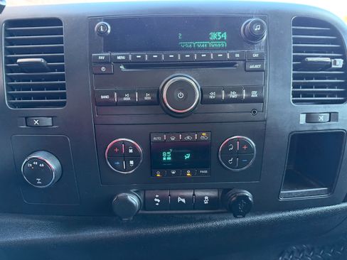 Used 2012 Chevrolet Silverado 2500 LT w/ Interior Plus Package image 14