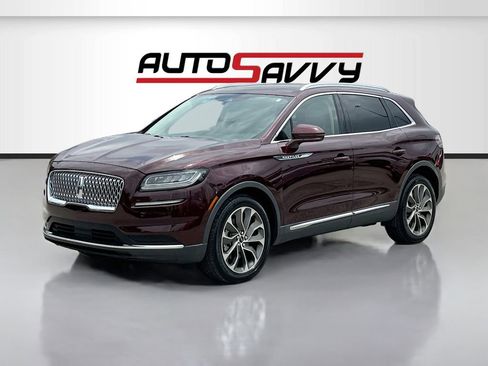 Used 2023 Lincoln Nautilus Reserve AWD/4WD image 3
