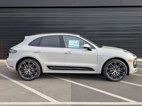 New 2026 Porsche Macan Turbo image 8