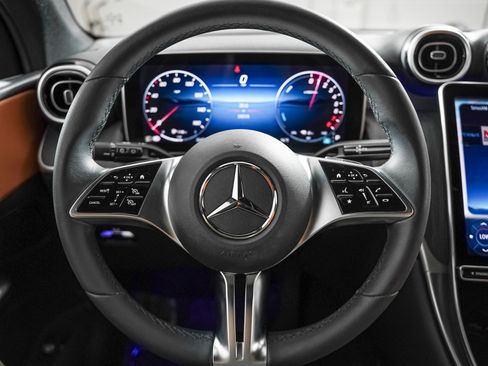 Certified 2025 Mercedes-Benz GLC 350e 4MATIC image 16