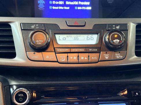 Used 2016 Honda Odyssey EX-L image 40