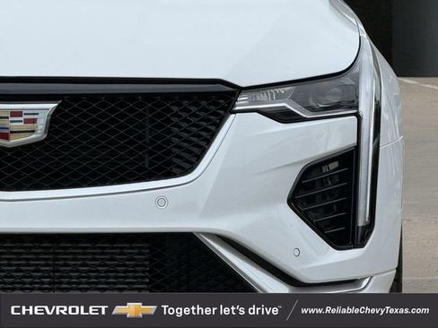 Used 2025 Cadillac CT4 Sport RWD image 4