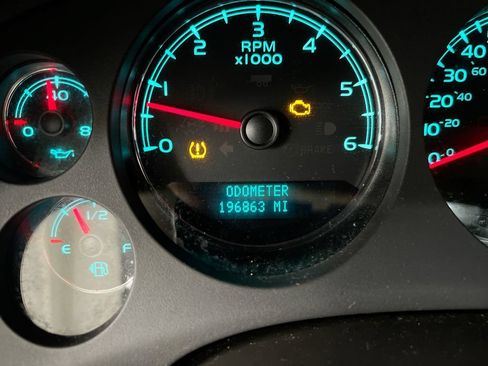 Used 2007 Chevrolet Tahoe LTZ w/ LTZ Preferred Equipment Group AWD/4WD image 13