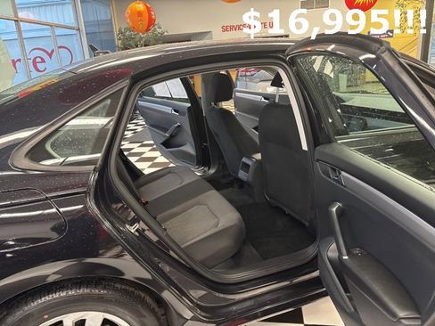 Certified 2020 Volkswagen Passat 2.0T S image 7