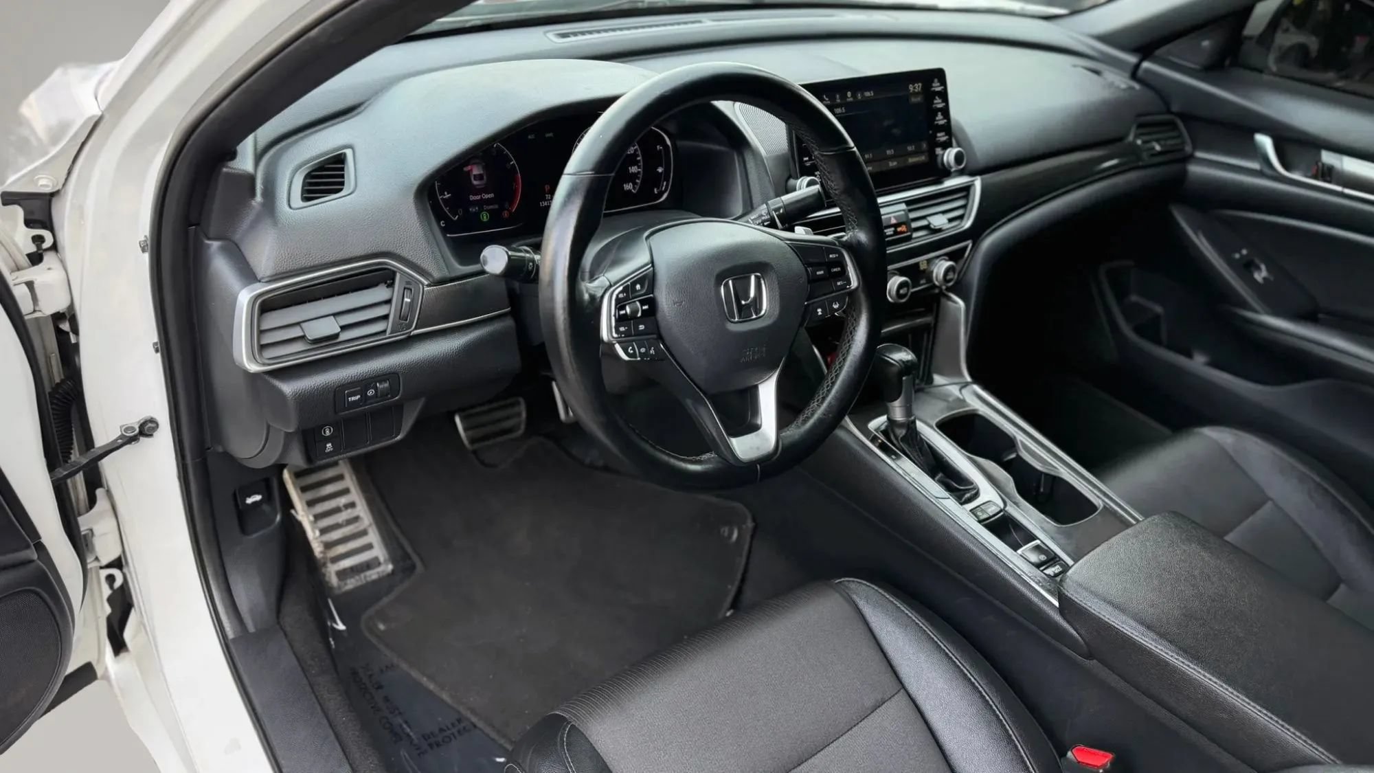 Used 2019 Honda Accord Sport image 14