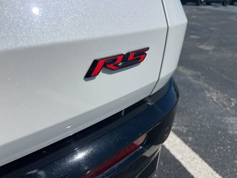 Used 2025 Chevrolet Traverse RS image 26