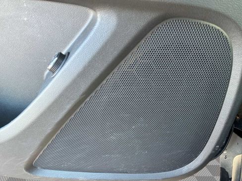 Certified 2023 Chevrolet Traverse LT w/ Rear Camera Mirror Package image 23