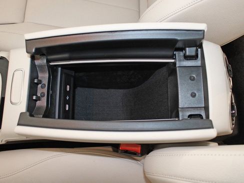 Certified 2026 Mercedes-Benz GLB 250 4MATIC image 24