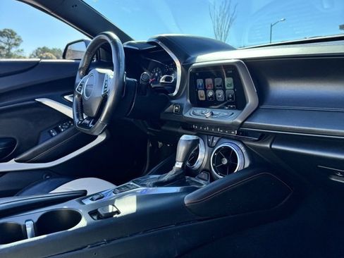 Used 2018 Chevrolet Camaro SS image 22