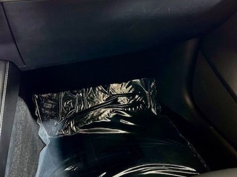 Used 2023 Tesla Model 3 Standard Range image 33