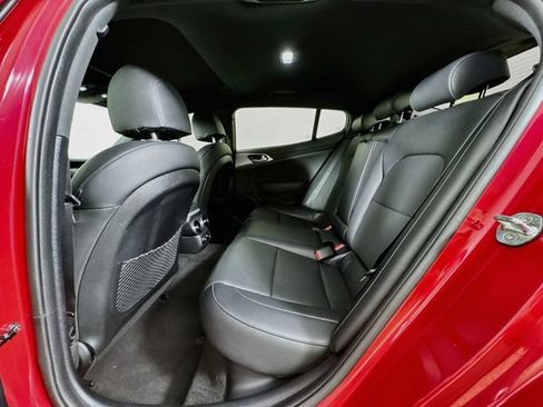 Used 2022 Kia Stinger GT1 RWD image 41