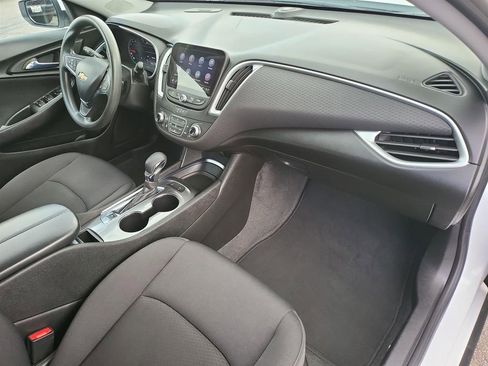 Certified 2024 Chevrolet Malibu LT image 20