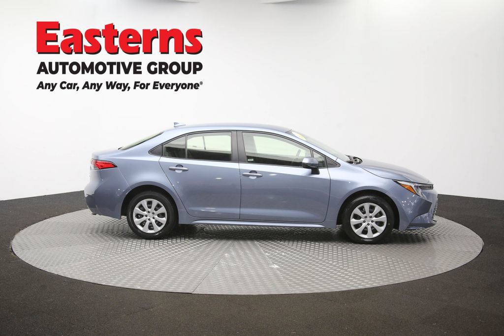 Used 2025 Toyota Corolla LE FWD image 40