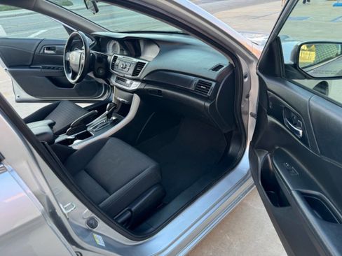 Used 2014 Honda Accord Sport image 12