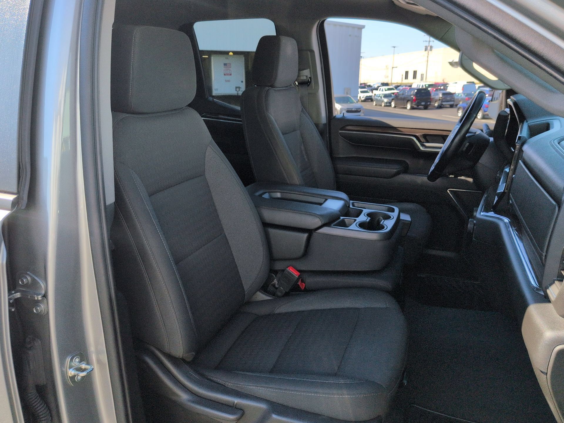 Certified 2023 Chevrolet Silverado 1500 LT AWD/4WD image 28