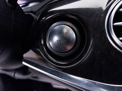 Used 2016 Mercedes-Benz S 550 Sedan image 25