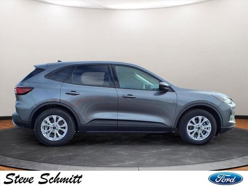 Used 2025 Ford Escape Active w/ Cold Weather Package image 29