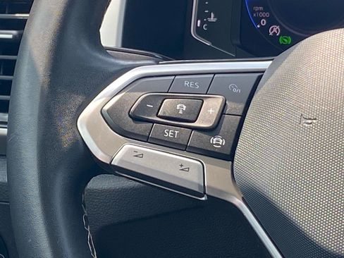 Used 2023 Volkswagen Atlas SE w/ Panoramic Sunroof Package AWD/4WD image 7