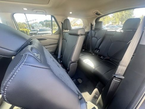 New 2025 Honda Pilot EX-L image 13