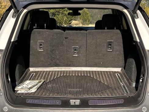 Used 2019 Cadillac XT5 Luxury image 31