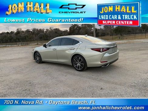 Used 2025 Lexus ES 350 350 4D Sedan image 7