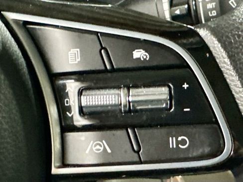 Used 2023 Kia Forte LXS w/ LXS Technology Package image 10