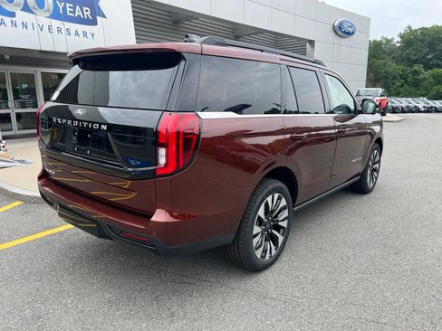 New 2027 Ford Expedition Platinum w/ Driver's Package AWD/4WD image 6