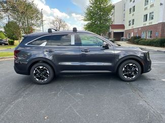 New 2025 Kia Sorento S w/ Panoramic Sunroof Package video 2