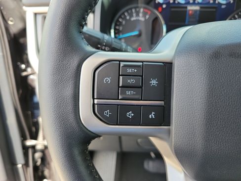 Used 2024 Ford Expedition Max XLT RWD image 29