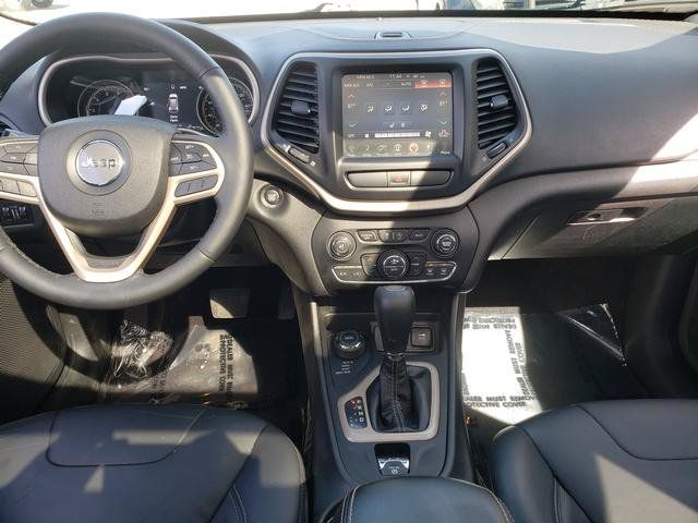 Used 2017 Jeep Cherokee Limited AWD/4WD image 15