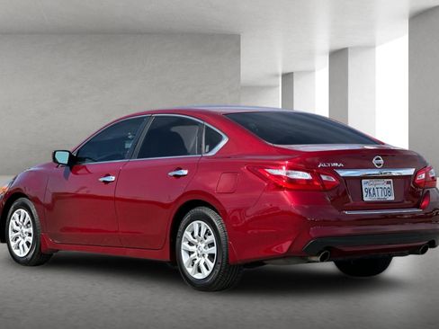 Used 2017 Nissan Altima 2.5 S w/ Power Driver Seat Package FWD image 6