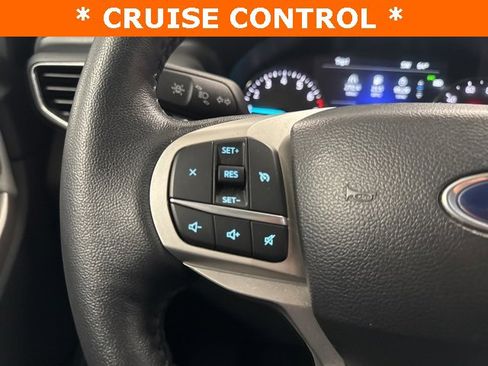 Used 2023 Ford Explorer XLT w/ Equipment Group 202A image 22