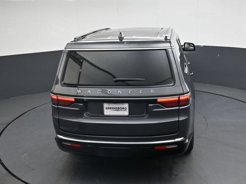 Used 2024 Jeep Wagoneer 4WD w/ Premium Group I image 37