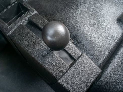 Used 2008 Chevrolet Silverado 3500 W/T image 25